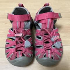KEEN サンダル ピンク　17cmのサムネイル