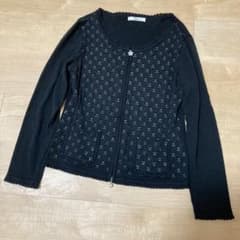 新品同様♡Reneルネ♡パールチャーム付き　５部袖カーディガン　ネイビー　36 極美品✨Rene ルネ ビジューチャーム パール ジップアップ