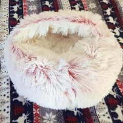 ドーム型猫ベッド ピンクとクリームのサムネイル