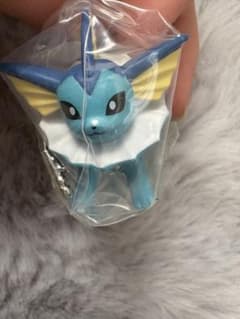 ポケモンガチャガチャシャワーズのサムネイル