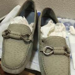 プラダ 靴のサムネイル