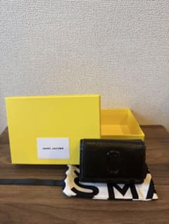 MARC JACOBS Black Tri-fold Wallet