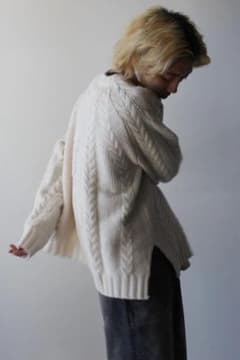 HOPE CABLE SWEATER / BONE WHITE WOOLのサムネイル