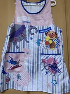 感*。様 アンパンマン エプロン　M〜L 保育士　幼稚園教諭 感*。様 アンパンマン エプロン M〜L 保育士 幼稚園教諭 - メルカリ
