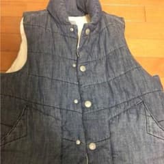 AZULの袖なしジャケットのサムネイル