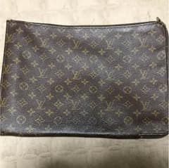 LOUIS VUITTON クラッチバッグのサムネイル
