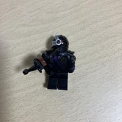 LEGO サイボーグミニフィギュア 武器付きのサムネイル