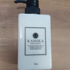 カミカ 黒髪クリームシャンプー KAMIKA 400gのサムネイル