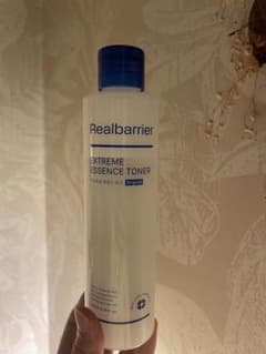 Realbarrier EXTREME ESSENCE TONERのサムネイル