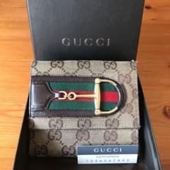 GUCCIシェリーライン折り財布のサムネイル