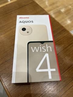 docomo AQUOS wish 4 ホワイトのサムネイル
