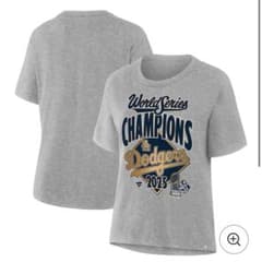 ロサンゼルス・ドジャース 2025年ワールドシリーズTシャツ　レディースのサムネイル