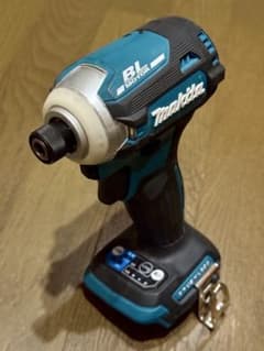 Makita TD171D 18V BLインパクトドライバーのサムネイル
