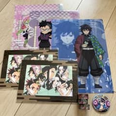 Demon Slayer: Kimetsu no Yaiba Clear File Can Badge King Tape Set
