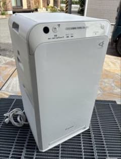 ダイキンMC55X-W 空気清浄機 ホワイト　中古美品のサムネイル