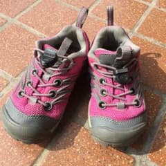 KEEN キッズ トレッキングシューズのサムネイル
