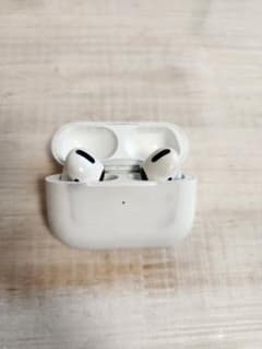 【ジャンク品】AirPods Pro 第一世代のサムネイル