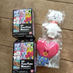 フワフワマスコット bt21　TATA RJのサムネイル