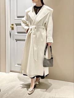 LILY BROWNセーラーカラーコートホワイト ロングコート ウール混紡