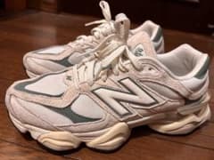 New Balance 9060 スニーカーのサムネイル