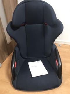 Takata ジュニアシートのサムネイル