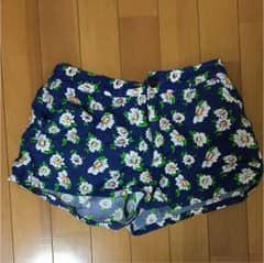 花柄 ショートパンツのサムネイル