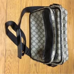 GUCCI ショルダーバック 正規品のサムネイル