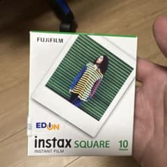 FUJIFILM instax SQUARE インスタントフィルム 10枚入のサムネイル