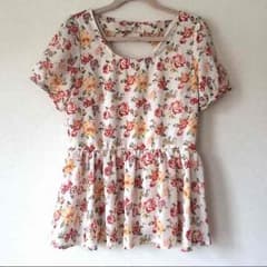 バックリボン＊花柄ペプラムのサムネイル