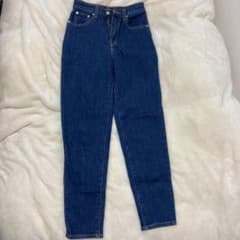 LEVI’S ハイウエストテーパードのサムネイル