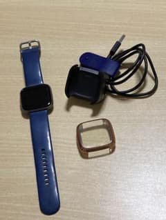 【中古】Fitbit Versa2【ブラック】のサムネイル