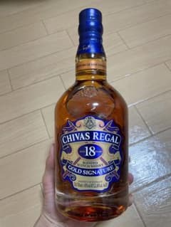 シーバスリーガル 18年 ウイスキー スコットランド 700ml ギフトBox…のサムネイル