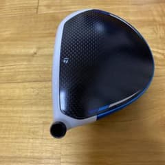 TaylorMade SIM2 MAX-D ドライバーヘッドのサムネイル