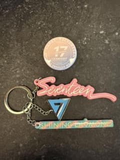 Seventeen キーホルダー&ファンクラブ缶バッジ - メルカリ