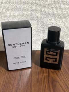 GIVENCHY GENTLEMAN SOCIETY オードパルファム 40mL - メルカリ