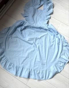 美品　試着のみ　HANAEMORI 森英恵水色 フリルエプロンのサムネイル