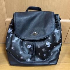 COACH 101匹わんちゃん リュック - メルカリ
