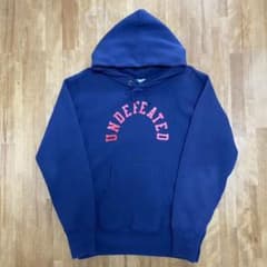 UNDEFEATED × champion / コラボ / パーカーのサムネイル