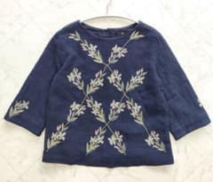 45R インディゴ染め草花刺繍ブラウス - メルカリ
