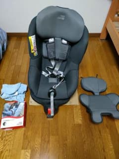 ブリタックス　デュアルフィックス i-SIZE  DUALFIX  isofixのサムネイル