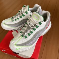 NIKEエアマックスのサムネイル