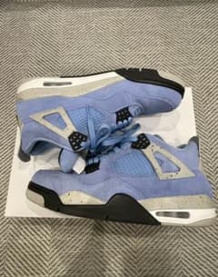 air jordan 4 university blue UNCのサムネイル