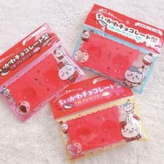 ちいかわ　うさぎ　ハチワレ　ロッテ　チョコレート型　3種類　ガーナ　バレンタイン