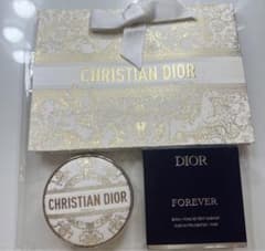 DIOR フォーエバークッションケース　限定　クリスマスコフレのサムネイル