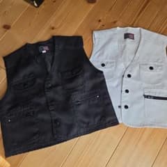 子ども　作業着ベスト2枚セット(白90)(黒110)のサムネイル