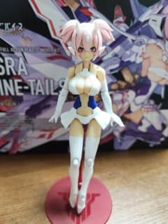 コトブキヤ メガミデバイス 朱羅 九尾 素体のみ