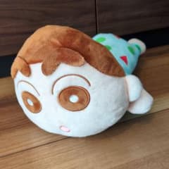 クレヨンしんちゃん 寝そべりぬいぐるみのサムネイル