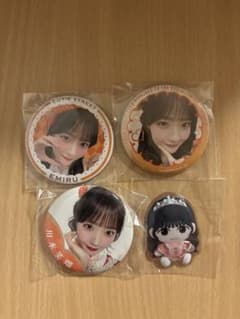 CUTIE STREET 川本笑瑠 缶バッジ とシールの4点セットのサムネイル