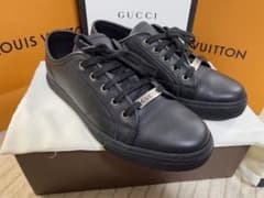 GUCCI スニーカー　26.5のサムネイル