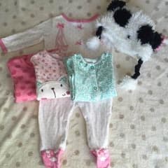 【週末限定値下げ中！！】足つきロンパース4枚セット70【ばら売り可】のサムネイル